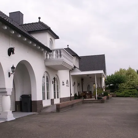 Maasheuvel Apartment Arcen