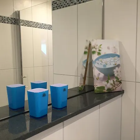 Maasheuvel Apartment