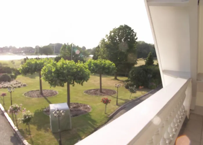 Maasheuvel Appartement